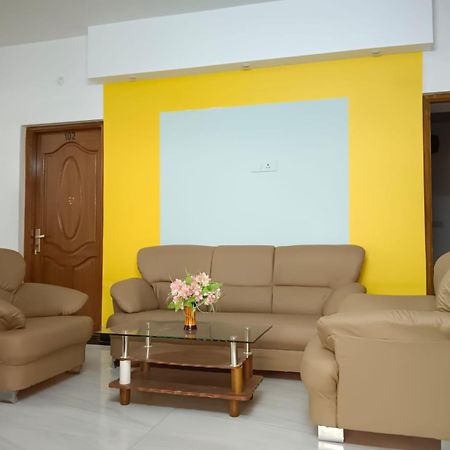 Savi'S Home Stay Ooty Exterior foto