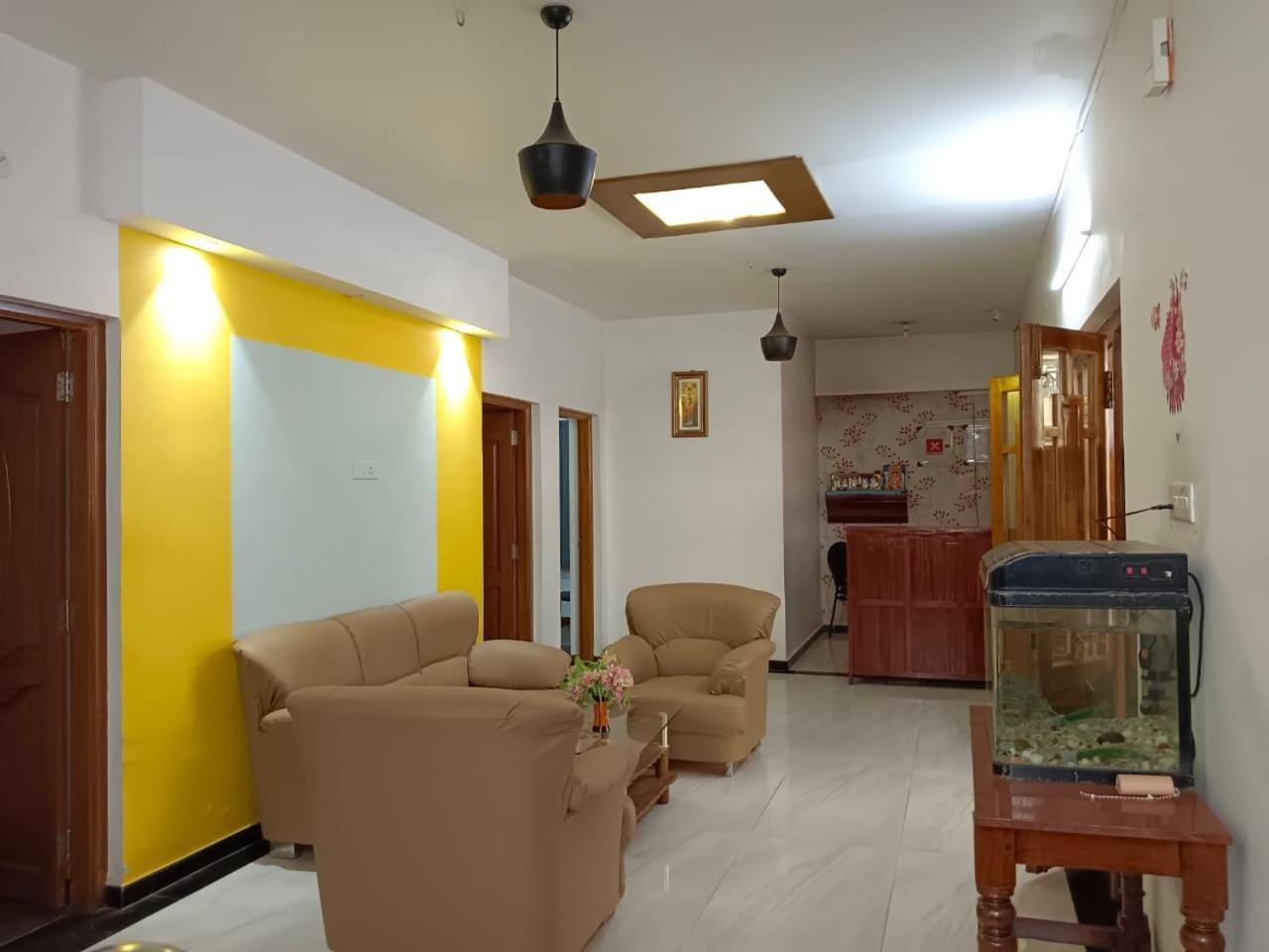 Savi'S Home Stay Ooty Exterior foto
